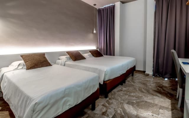 Hotel Canova - photo 5