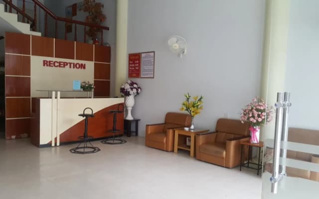 Hoang Anh Hotel - photo 2