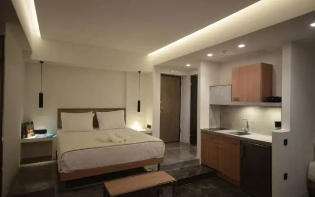 Athina Street Apartments - photo 4