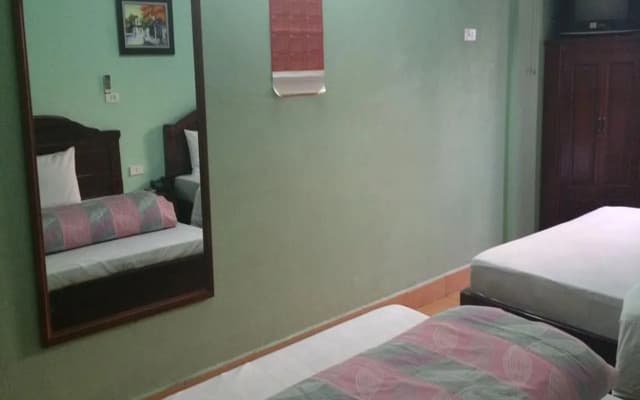 Nhan Hoa Hotel - photo 4