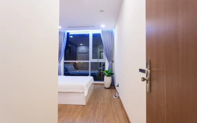 May's House Saigon Vinhomes Central Park - photo 5