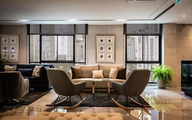 SAM E Hotel Bangkok Sathorn - photo 2