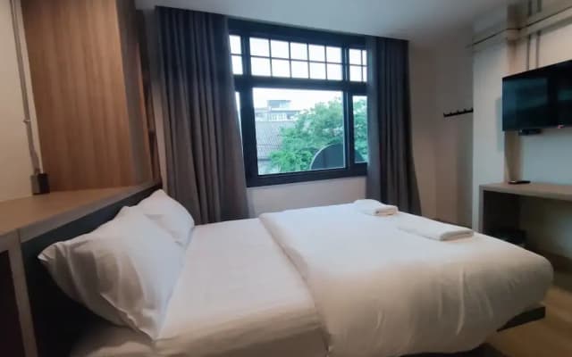 N5 Ratchawong Hostel - photo 4
