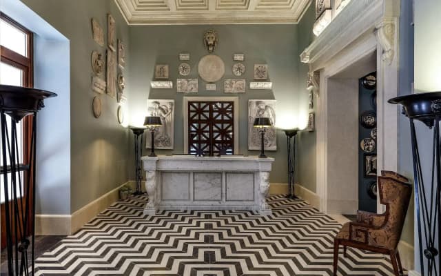 Rocco Forte Hotel De La Ville - photo 2