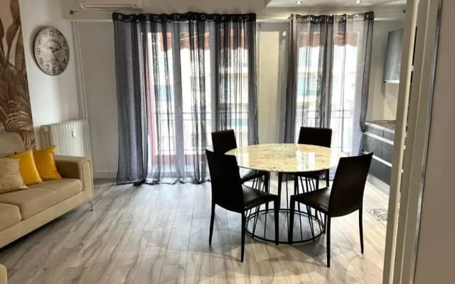 Gorgeous 2 bedrooms holiday apartement - photo 2