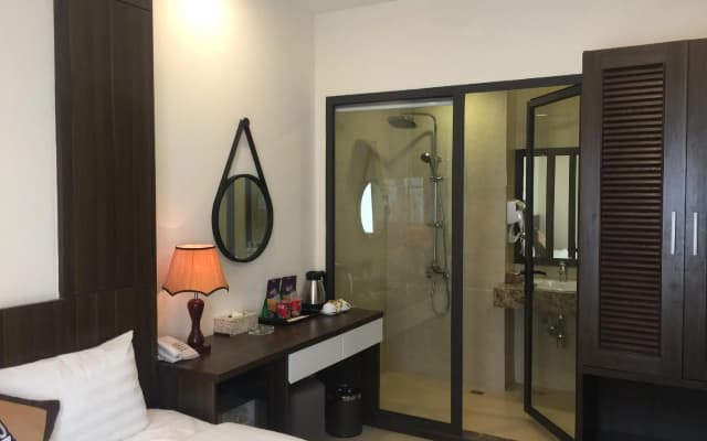 K Business 2 Hotel My Dinh - photo 3