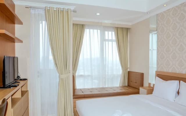 Suite Studio Apartment at Menteng Park - photo 4