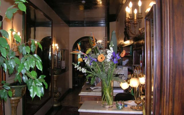 Hotel Fontana - photo 2