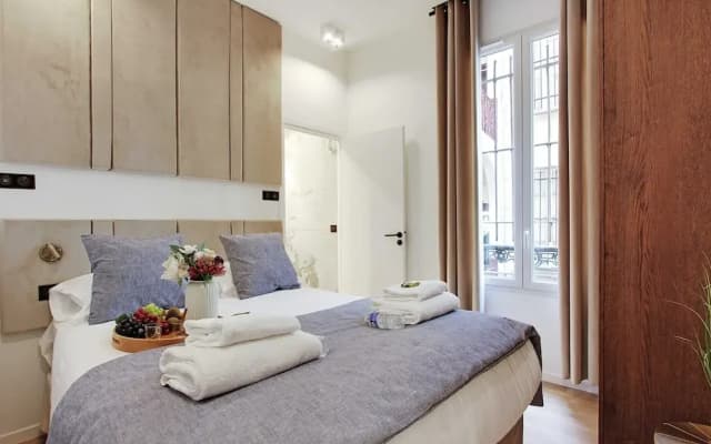 Modern Apartment - 2br/6p - Bonne Nouvelle - photo 4
