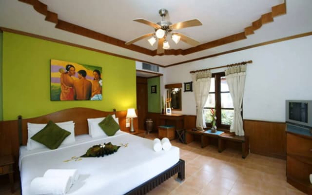 Salad Beach Resort - photo 5