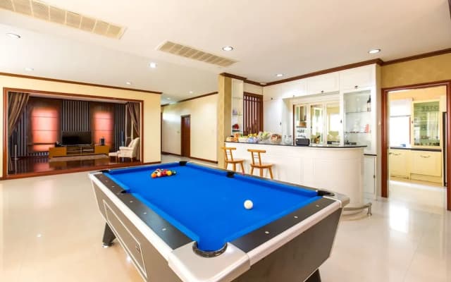 The Farah House - photo 2