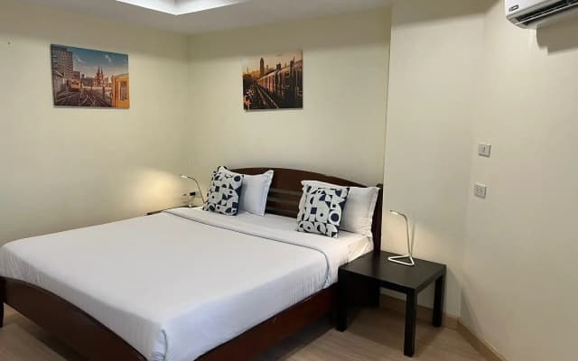 V Check Inn Sukhumvit 22 - photo 2