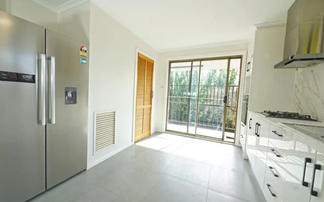 Maroondah 3BR Brick House - photo 5