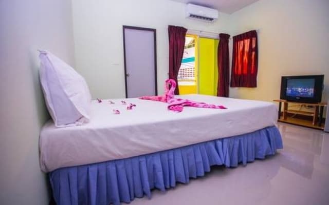 Baan Prasert Guesthouse - photo 3