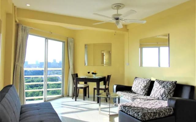 Pattaya Jomtien Holiday Apartments in Jomtien Beach Condominiums - photo 2
