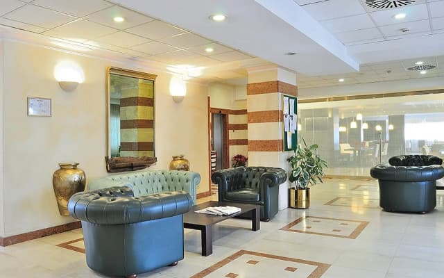 BV Oly Hotel - photo 4