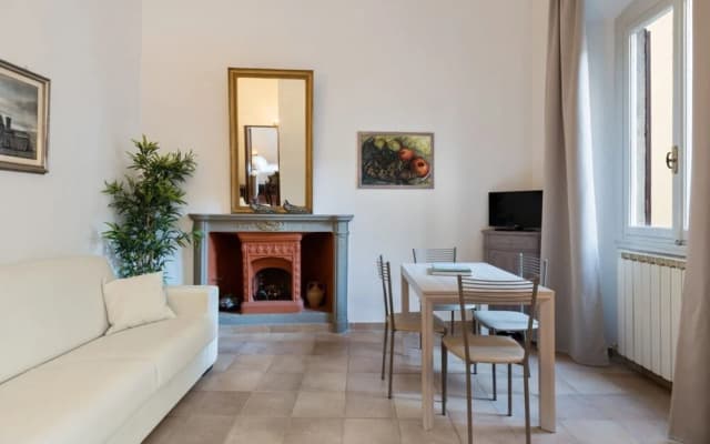 Ponte Vecchio Cozy Flat - photo 4