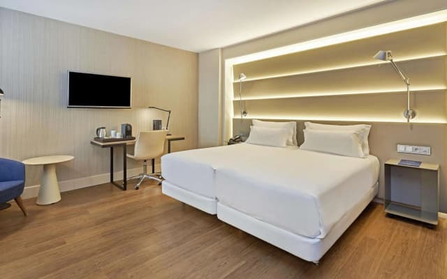 NH Sants Barcelona  - photo 3