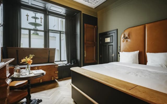 Hotel The Noblemen - photo 3