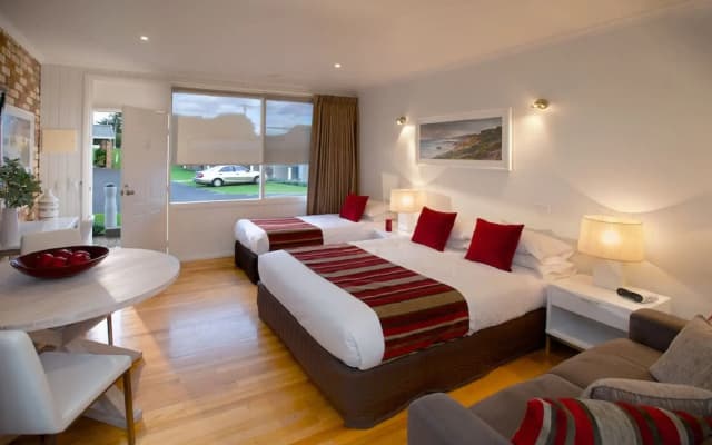 Sorrento Beach Motel - photo 5