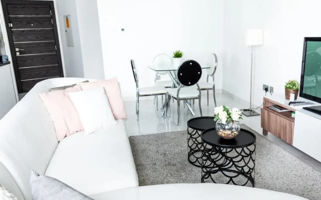 Nasma Luxury Stays - Cayan Tower - photo 3
