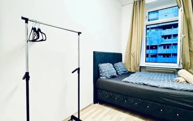 Quiet Private Room Near FAC Platz - photo 5