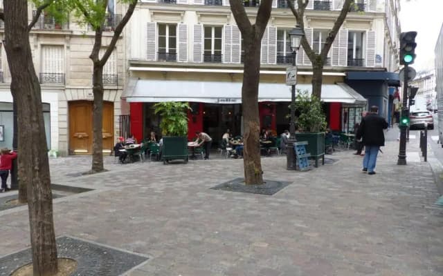 Nice 1 Br of 26m2 - Lively Area - photo 2
