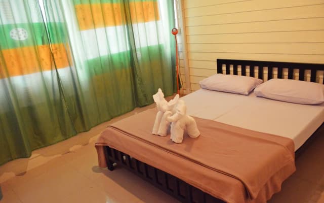 Jade's House - photo 5