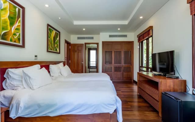 Luxury Danang Beach Pool Villa - photo 3