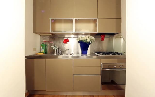 Trastevere Pièd a Terre Apartment - photo 2