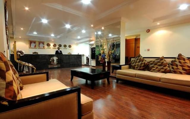 Hotel Crystal Palace - photo 4