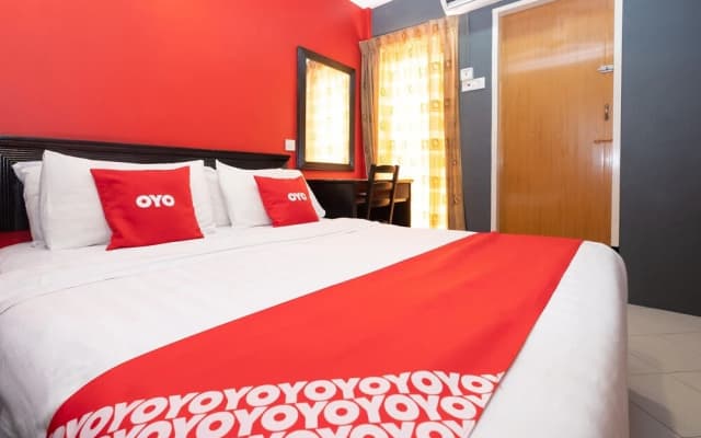 V Hotel by OYO - photo 4