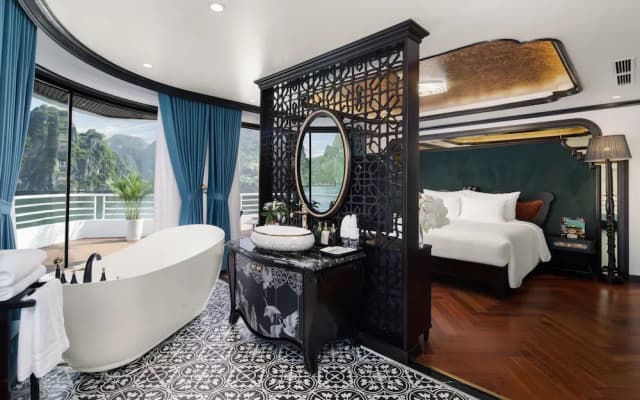 Catherine Cruises - photo 3