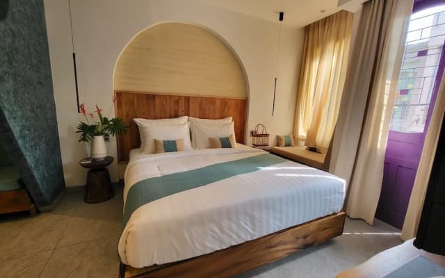Santori Villa My Khe Beach - photo 3