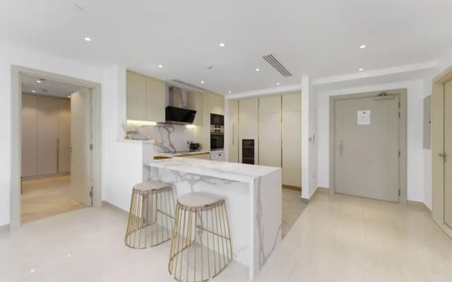 Maison Privee - High-End Palm Apt w/ Picturesque Seafront Views - photo 3