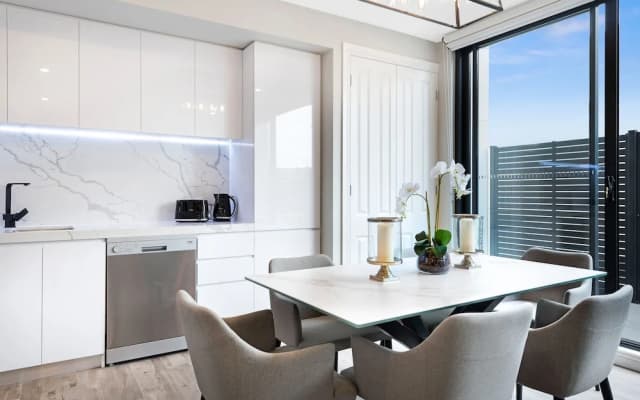 Manhattan Apartments - Caulfield North - photo 5