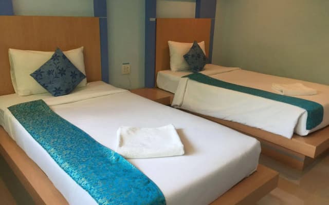 Krabi Serene Loft Hotel - photo 4