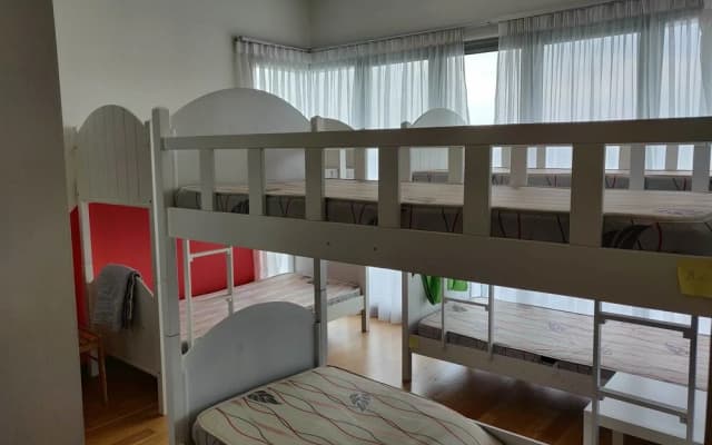 SkyBed Over The Sky Hostel - photo 3