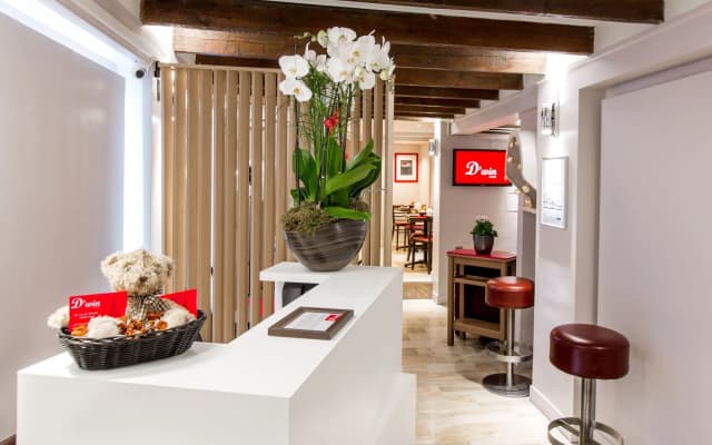 D'win Hotel - photo 2