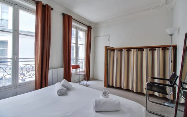 Very Cosy Parisian Apartment - photo 4