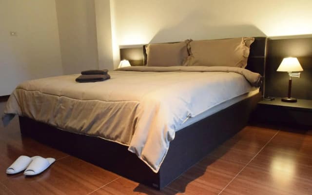 Hideaway Guest House And Bar - photo 5