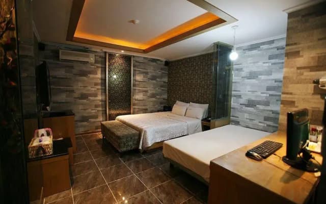 Rainbow Hotel Hwagok - photo 4