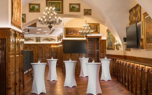 Iron Gate Hotel & Suites Prague by BHG - photo 2