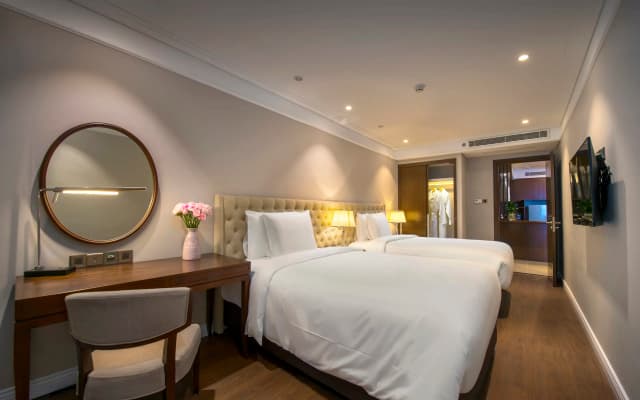 Altara Suites Da Nang - photo 5