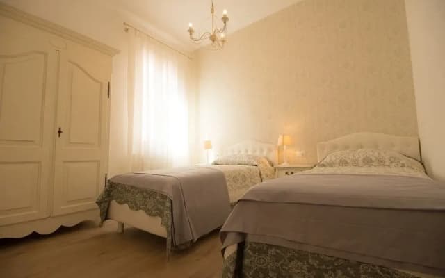 Grimaldi Apartments Ca Del Moro - photo 2