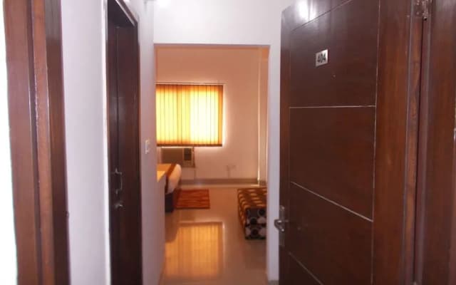 The Radiance Suites & Apartments - photo 4
