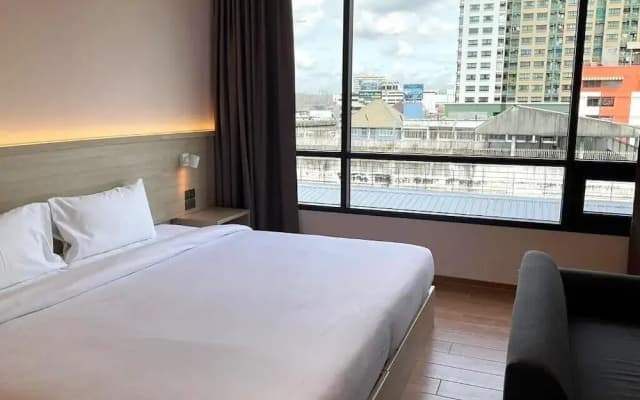 35 Bow Hotel - photo 3