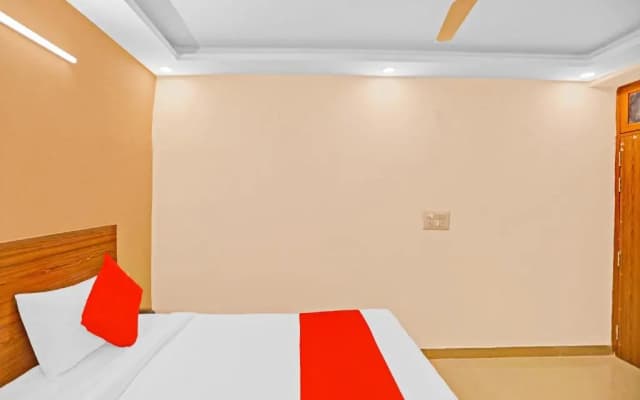 OYO 85984 Hotel Happy Spring - photo 4