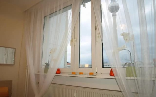 Apartment Rochstrasse Berlin - photo 3