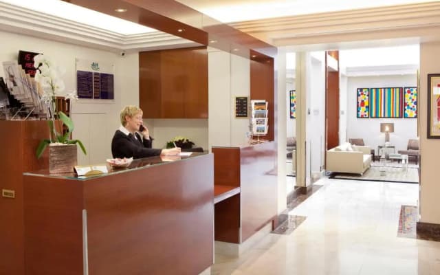 Atlantic Hotel - photo 2